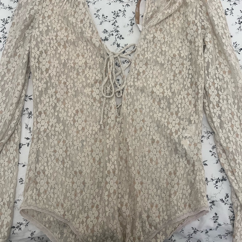 Zara Cream Lace Bodysuit with Lace-Up Front
